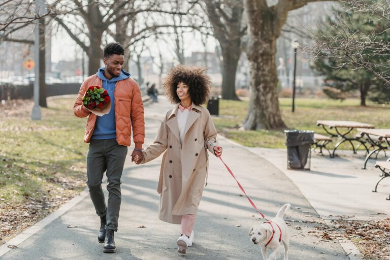 🌸 Spring Date Ideas That Make You Feel Like You’re Falling In Love Again