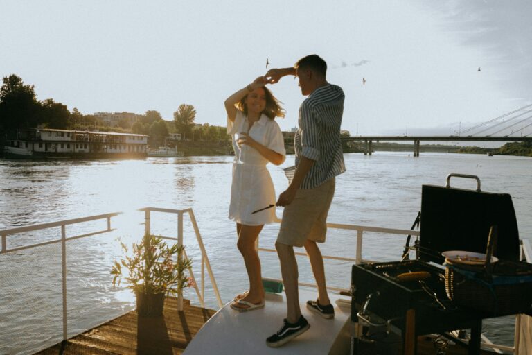 Cute and Romantic Ways To Say “I Miss You” (That Feel Real, Not Cheesy)