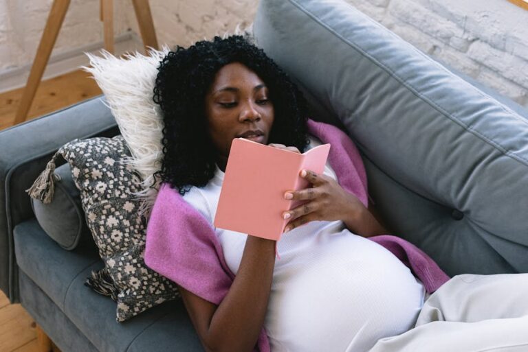 Dear Daddy: 38+ Heartfelt Letters from Your Unborn Baby