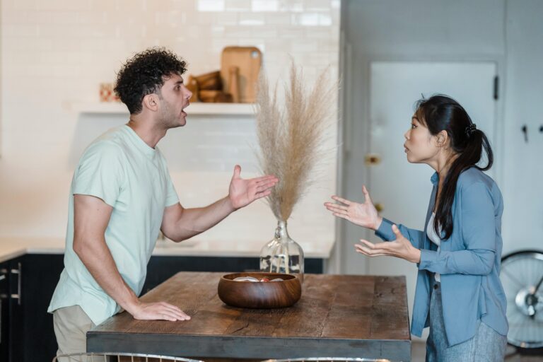 🚫 Hurtful Things Your Partner Should Never Say If They Truly Respect You