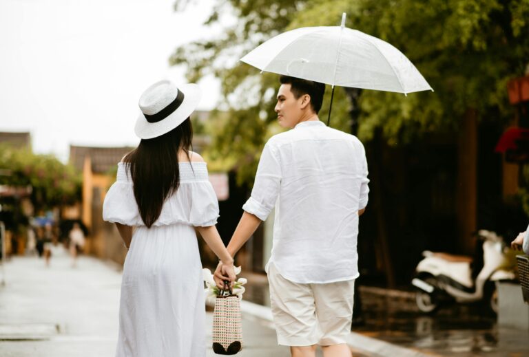 Adorable Rainy Day Date Ideas That You Will Love