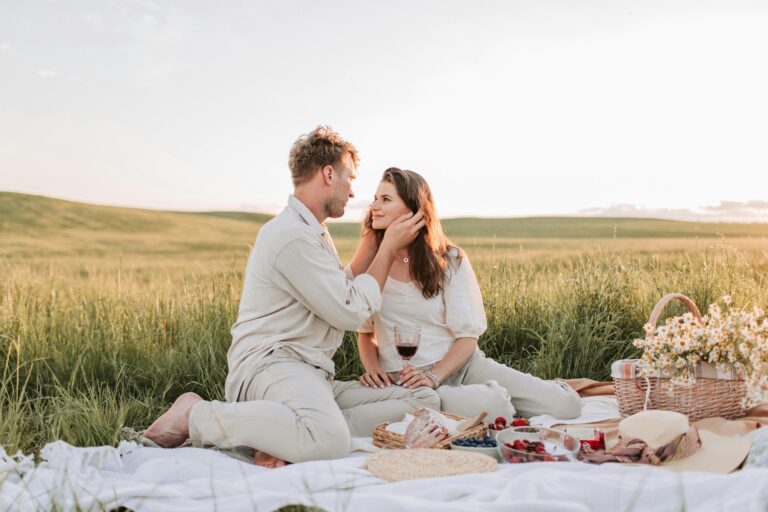 Relationship Habits That Keep Love Growing Strong (No Matter How Long You’ve Been Together)