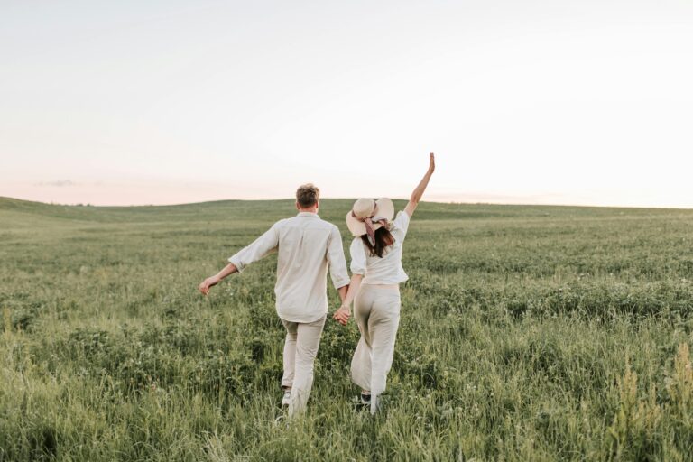 Fun Frugal Date Ideas That Won’t Drain Your Wallet