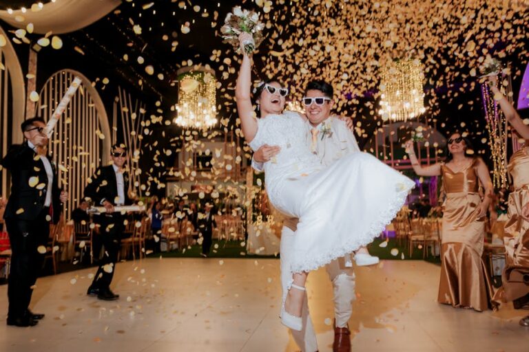 43+ Hilarious Wedding Card Messages, Wishes, and Quotes to Make Them Laugh!