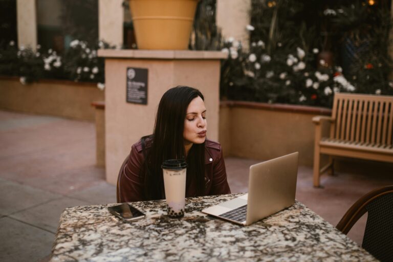 Long-Distance Date Nights That Actually Feel Like You’re Together