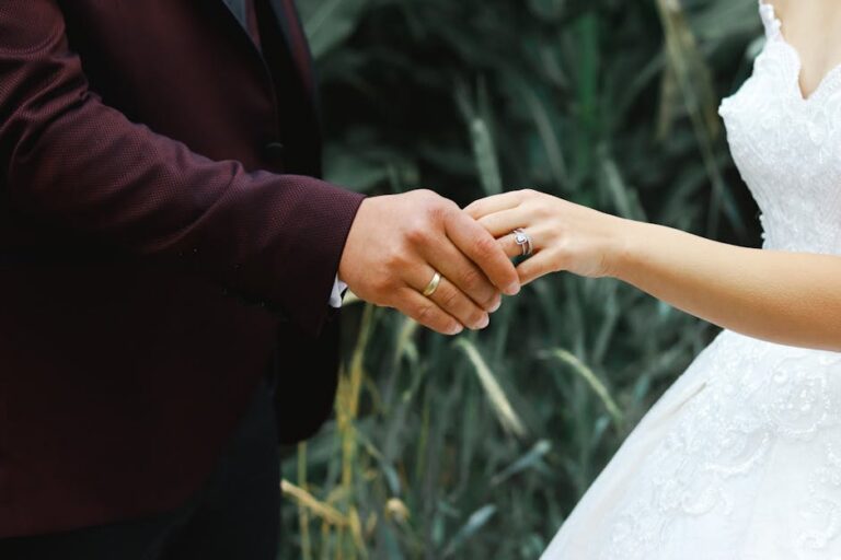 32+ Heartfelt Christian Wedding Wishes and Messages for Couples of Faith