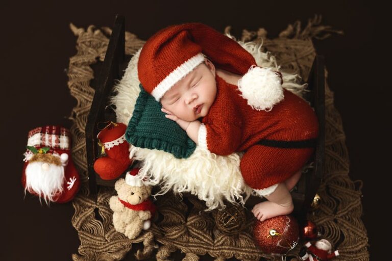 38+ Heartwarming Quotes for Baby’s Magical First Christmas