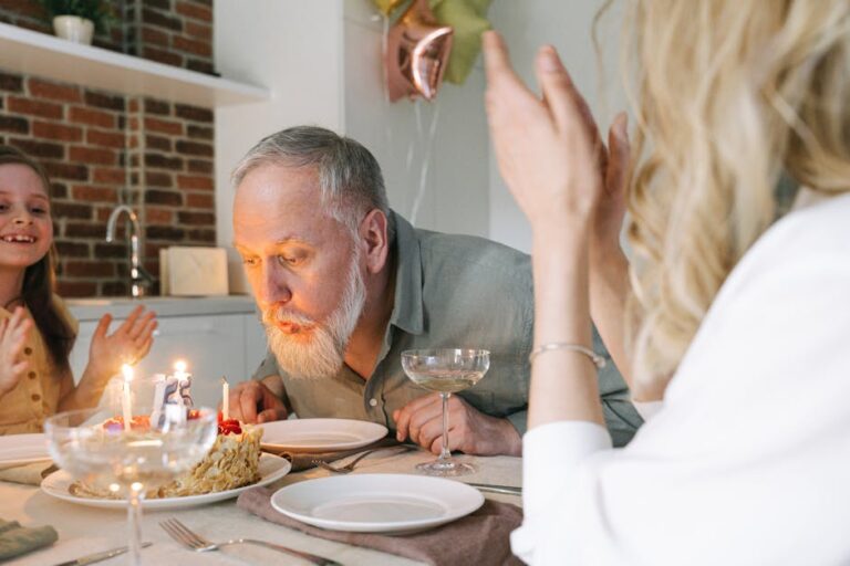 32+ Heartfelt Birthday Wishes to Make Your Mom Feel Extra Special
